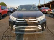✅ 2018 Toyota Highlander XLE • VIN: 5TDJZRFH0JS859325 • Lot: 68971055. Wystawiony na Copart z przebiegiem 66 996 mil. Bezpłatny archiwum sprzedaży aukcyjnych z USA i szczegółowy raport historii pojazdu na DreamBid. Zdjęcie 5.