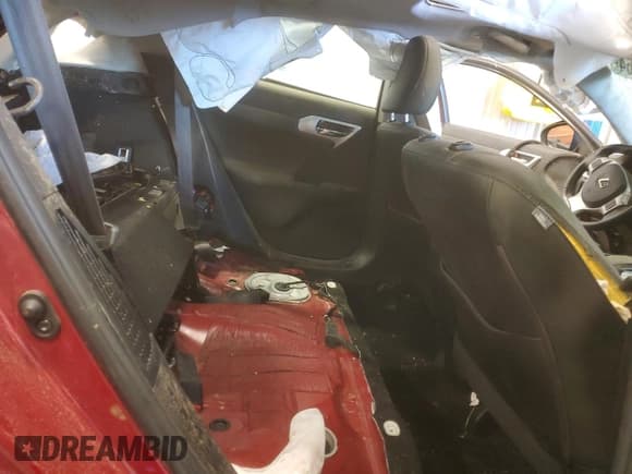 ✅ 2012 Lexus CT 200h • VIN: JTHKD5BH3C2105412 • Лот: 68726235. Опубликован ранее на Copart с пробегом Не указан. Бесплатный доступ к архиву аукционных продаж из США и подробный отчёт об истории автомобиля на DreamBid. Изображение 12.