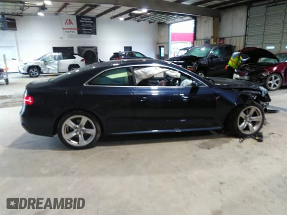 ✅ 2016 Audi A5 Premium • VIN: WAUD2AFR5GA002447 • Lot: 41977173. Listed on IAAI with 72,173 mi. Free auction sales archive from the USA and detailed vehicle history report at DreamBid. Image 13.