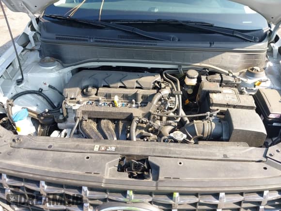 ✅ 2024 Hyundai Venue Limited • VIN: KMHRC8A39RU326273 • Lot: 43049633. Listed on IAAI with 11,728 mi. Free auction sales archive from the USA and detailed vehicle history report at DreamBid. Image 10.