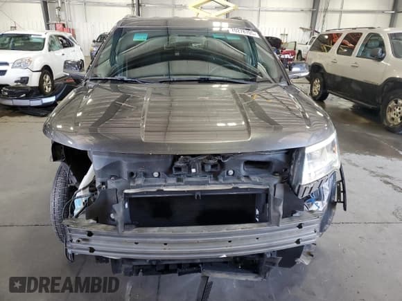 ✅ 2016 Ford Explorer XLT • VIN: 1FM5K8D83GGA07391 • Lot: 70278705. Wystawiony na Copart z przebiegiem 59 448 mil. Bezpłatny archiwum sprzedaży aukcyjnych z USA i szczegółowy raport historii pojazdu na DreamBid. Zdjęcie 5.