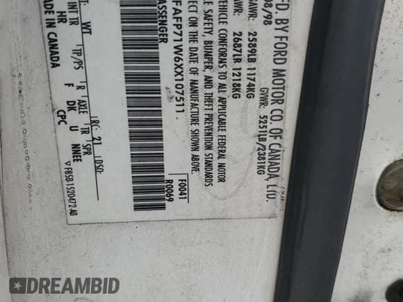 ✅ 1999 Ford Crown Victoria Police • VIN: 2FAFP71W6XX107511 • Lot: 44328975. Listed on Copart with 188,433 mi. Free auction sales archive from the USA and detailed vehicle history report at DreamBid. Image 12.