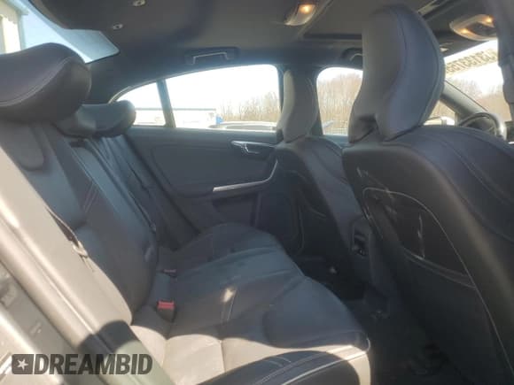 ✅ 2016 Volvo S60 T6 Drive-E R-Design Platinum • VIN: YV149MTS7G2405809 • Lot: 53133755. Listed on Copart with 20,711 mi. Free auction sales archive from the USA and detailed vehicle history report at DreamBid. Image 10.