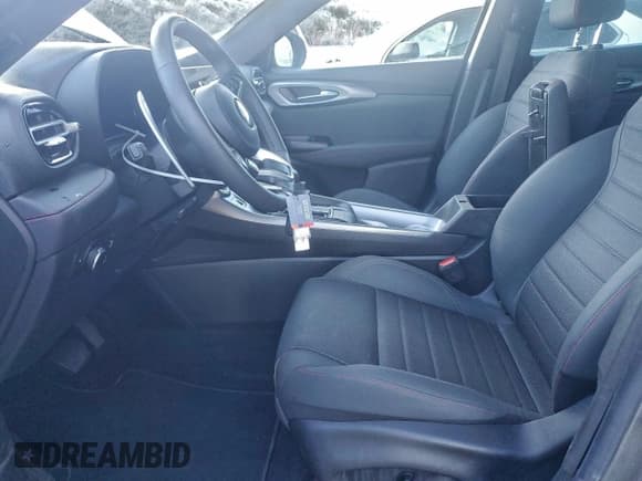 ✅ 2024 Dodge Hornet R/T • VIN: ZACPDFCW6R3A30804 • Lot: 95220775. Listed on Copart with 43,418 mi. Free auction sales archive from the USA and detailed vehicle history report at DreamBid. Image 7.