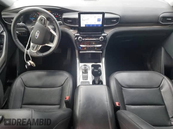 2022 Ford Explorer Limited with VIN 1FMSK7FH1NGA44124, listed as a Copart auction lot 83870445 with 145,647 mi miles and Salvage title. Bid and sale history available at DreamBid. Image 8.