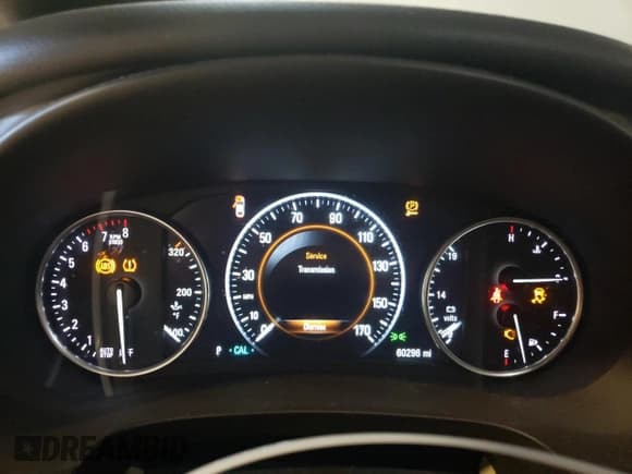 ✅ 2017 Buick LaCrosse Essence • VIN: 1G4ZP5SS4HU166634 • Lot: 68745844. Wystawiony na Copart z przebiegiem 60 296 mil. Bezpłatny archiwum sprzedaży aukcyjnych z USA i szczegółowy raport historii pojazdu na DreamBid. Zdjęcie 9.