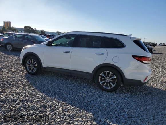 ✅ 2017 Hyundai Santa Fe SE • VIN: KM8SN4HF9HU229948 • Лот: 89809455. Опубликован ранее на Copart с пробегом 135 013 миль. Бесплатный доступ к архиву аукционных продаж из США и подробный отчёт об истории автомобиля на DreamBid. Изображение 2.