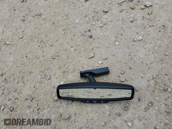 ✅ 2018 Chevrolet Silverado 1500 LTZ • VIN: 1GCVKSEC5JZ132943 • Лот: 55511745. Опубликован ранее на Copart с пробегом 79 565 миль. Бесплатный доступ к архиву аукционных продаж из США и подробный отчёт об истории автомобиля на DreamBid. Изображение 12.