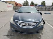 ✅ 2013 Hyundai Sonata SE • VIN: 5NPEC4AC2DH610925 • Lot: 57111395. Listed on Copart with 139,065 mi. Free auction sales archive from the USA and detailed vehicle history report at DreamBid. Image 5.