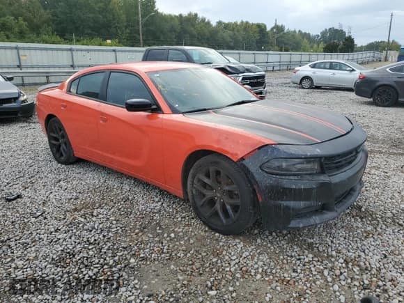 ✅ 2021 Dodge Charger SXT • VIN: 2C3CDXBG8MH570306 • Лот: 71050865. Опубликован ранее на Copart с пробегом 144 464 миль. Бесплатный доступ к архиву аукционных продаж из США и подробный отчёт об истории автомобиля на DreamBid. Изображение 4.