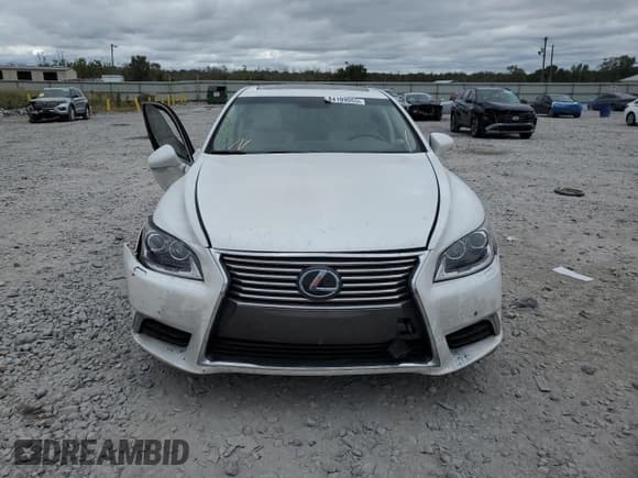 ✅ 2017 Lexus LS 460 • VIN: JTHBL5EFXH5143934 • Lot: 84199555. Wystawiony na Copart z przebiegiem 135 999 mil. Bezpłatny archiwum sprzedaży aukcyjnych z USA i szczegółowy raport historii pojazdu na DreamBid. Zdjęcie 5.