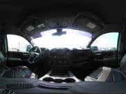 ✅ 2019 Chevrolet Silverado 1500 LT Trail Boss • VIN: 1GCPYFED9KZ260613 • Lot: 42157001. Wystawiony na IAAI z przebiegiem 99 039 mil. Bezpłatny archiwum sprzedaży aukcyjnych z USA i szczegółowy raport historii pojazdu na DreamBid. Zdjęcie 18.