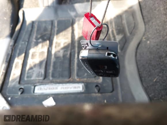 ✅ 2016 Land Rover Range Rover Supercharged • VIN: SALGS2EF8GA301873 • Lot: 42724811. Wystawiony na IAAI z przebiegiem 148 473 mil. Bezpłatny archiwum sprzedaży aukcyjnych z USA i szczegółowy raport historii pojazdu na DreamBid. Zdjęcie 11.