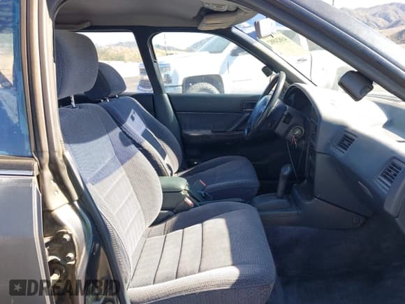 ✅ 1992 Subaru Legacy L • VIN: 4S3BJ6332N9912808 • Лот: 43824982. Опубликован ранее на IAAI с пробегом 291 885 миль. Бесплатный доступ к архиву аукционных продаж из США и подробный отчёт об истории автомобиля на DreamBid. Изображение 5.