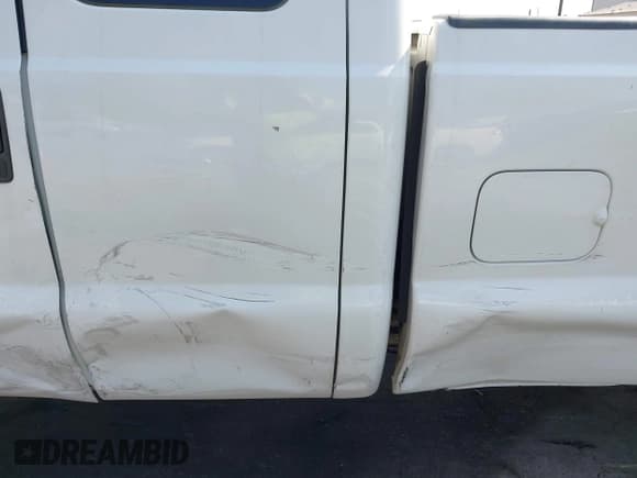 ✅ 2012 Ford F-250 XL • VIN: 1FT7X2AT8CEB40321 • Lot: 42170071. Wystawiony na IAAI z przebiegiem 282 492 mil. Bezpłatny archiwum sprzedaży aukcyjnych z USA i szczegółowy raport historii pojazdu na DreamBid. Zdjęcie 17.