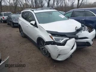 ✅ 2017 Toyota RAV4 XLE • VIN: JTMRFREV0HJ711802 • Lot: 40986748. Listed on IAAI with 220,790 mi. Free auction sales archive from the USA and detailed vehicle history report at DreamBid. Image 1.