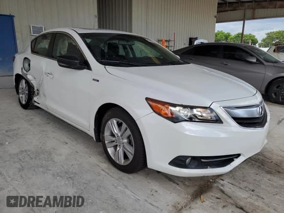 ✅ 2013 Acura ILX Hybrid • VIN: 19VDE3F30DE302027 • Лот: 69928605. Опубликован ранее на Copart с пробегом 172 371 миль. Бесплатный доступ к архиву аукционных продаж из США и подробный отчёт об истории автомобиля на DreamBid. Изображение 4.
