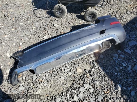 ✅ 2015 Mercedes-Benz GLK 350 • VIN: WDCGG8JB0FG379276 • Lot: 86881315. Wystawiony na Copart z przebiegiem 167 692 mil. Bezpłatny archiwum sprzedaży aukcyjnych z USA i szczegółowy raport historii pojazdu na DreamBid. Zdjęcie 13.