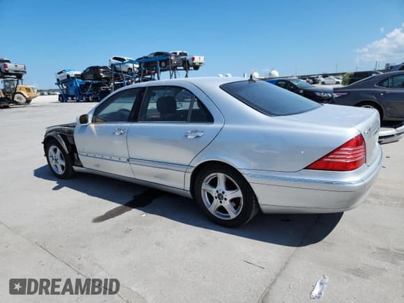 ✅ 2004 Mercedes-Benz S 430 • VIN: WDBNG70J84A428612 • Лот: 81462785. Опубликован ранее на Copart с пробегом 155 002 миль. Бесплатный доступ к архиву аукционных продаж из США и подробный отчёт об истории автомобиля на DreamBid. Изображение 2.