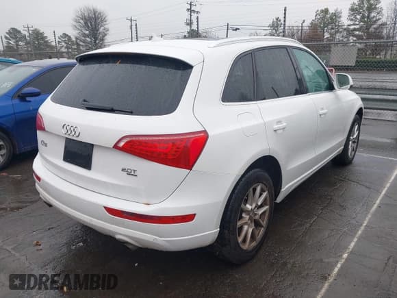 ✅ 2011 Audi Q5 Premium Plus • VIN: WA1LFAFP4BA068069 • Лот: 43870536. Опубликован ранее на IAAI с пробегом 110 697 миль. Бесплатный доступ к архиву аукционных продаж из США и подробный отчёт об истории автомобиля на DreamBid. Изображение 4.