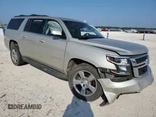 ✅ 2017 Chevrolet Suburban LS • VIN: 1GNSCGKC5HR390009 • Lot: 68575944. Wystawiony na Copart z przebiegiem 71 164 mil. Bezpłatny archiwum sprzedaży aukcyjnych z USA i szczegółowy raport historii pojazdu na DreamBid. Zdjęcie 4.