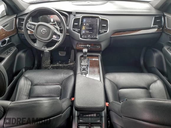 ✅ 2016 Volvo XC90 T6 Momentum • VIN: YV4A22PK9G1033372 • Лот: 94756235. Опубликован ранее на Copart с пробегом 99 814 миль. Бесплатный доступ к архиву аукционных продаж из США и подробный отчёт об истории автомобиля на DreamBid. Изображение 8.