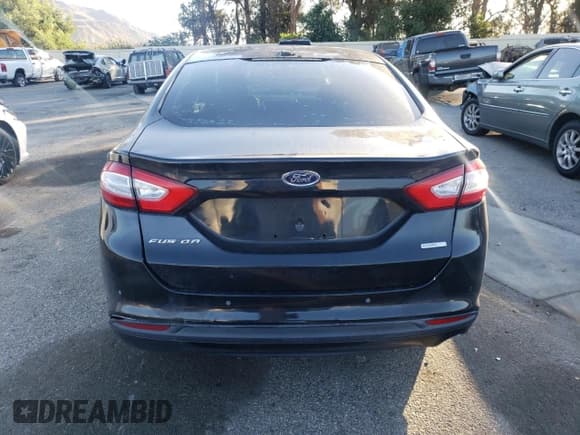 ✅ 2014 Ford Fusion SE • VIN: 3FA6P0H77ER185409 • Lot: 86161275. Wystawiony na Copart z przebiegiem 175 575 mil. Bezpłatny archiwum sprzedaży aukcyjnych z USA i szczegółowy raport historii pojazdu na DreamBid. Zdjęcie 6.