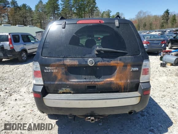 ✅ 2011 Mercury Mariner • VIN: 4M2CN9BG5BKJ01307 • Lot: 54513295. Listed on Copart with 217,960 mi. Free auction sales archive from the USA and detailed vehicle history report at DreamBid. Image 6.