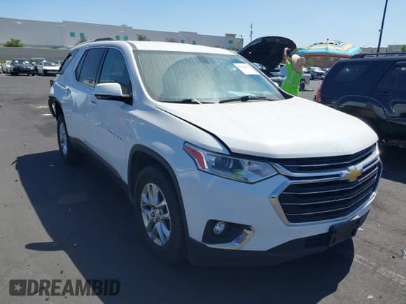 ✅ 2018 Chevrolet Traverse LT Cloth • VIN: 1GNERGKW2JJ165735 • Lot: 43156155. Wystawiony na IAAI z przebiegiem 96 583 mil. Bezpłatny archiwum sprzedaży aukcyjnych z USA i szczegółowy raport historii pojazdu na DreamBid. Zdjęcie 14.