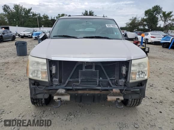 ✅ 2004 Cadillac Escalade EXT • VIN: 3GYEK62N94G205632 • Лот: 80814005. Опубликован ранее на Copart с пробегом 88 689 миль. Бесплатный доступ к архиву аукционных продаж из США и подробный отчёт об истории автомобиля на DreamBid. Изображение 5.