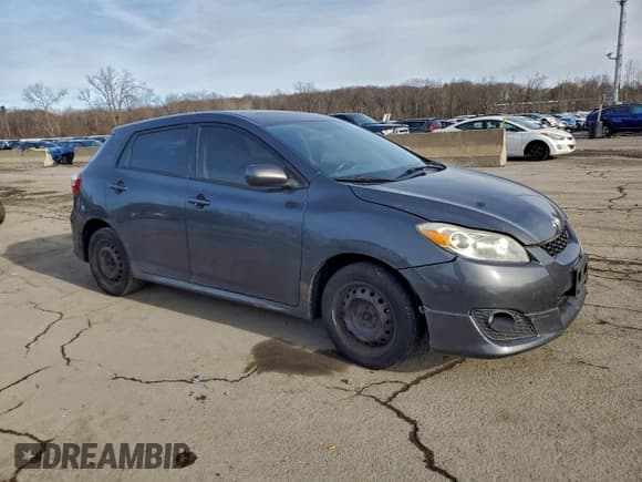 ✅ 2009 Toyota Matrix S • VIN: 2T1LE40E99C007825 • Лот: 95881505. Опубликован ранее на Copart с пробегом 150 380 миль. Бесплатный доступ к архиву аукционных продаж из США и подробный отчёт об истории автомобиля на DreamBid. Изображение 4.