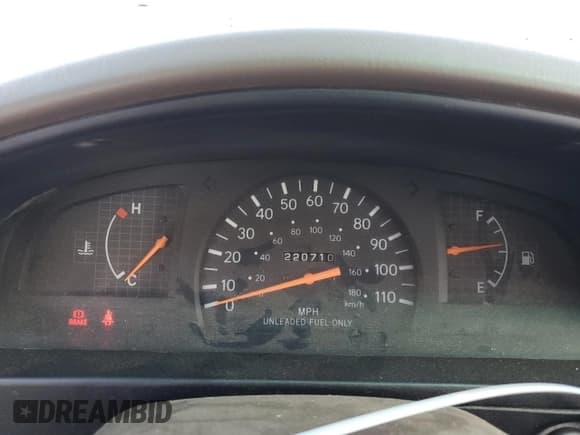 ✅ 1999 Toyota Tacoma • VIN: 4TAPM62N0XZ424777 • Lot: 90136435. Listed on Copart with 220,710 mi. Free auction sales archive from the USA and detailed vehicle history report at DreamBid. Image 9.