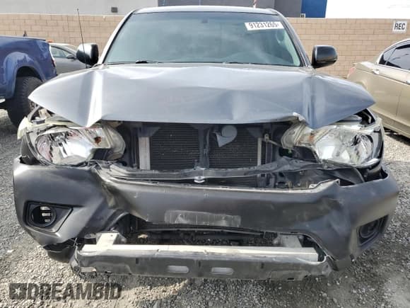 ✅ 2012 Toyota Tacoma • VIN: 5TFNX4CN5CX015427 • Lot: 91231265. Wystawiony na Copart z przebiegiem 232 381 mil. Bezpłatny archiwum sprzedaży aukcyjnych z USA i szczegółowy raport historii pojazdu na DreamBid. Zdjęcie 5.