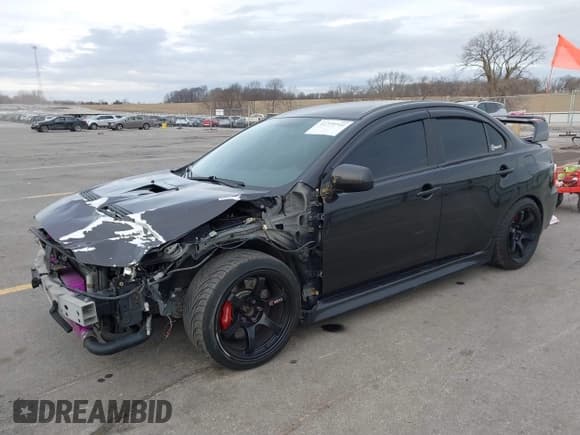 ✅ 2013 Mitsubishi Lancer Evolution GSR • VIN: JA32W8FV8DU012080 • Lot: 41379744. Wystawiony na IAAI z przebiegiem 95 070 mil. Bezpłatny archiwum sprzedaży aukcyjnych z USA i szczegółowy raport historii pojazdu na DreamBid. Zdjęcie 2.