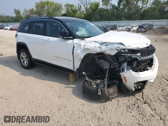 2022 Jeep Grand Cherokee Limited z VIN 1C4RJHBG9N8533812, wystawiony jako Copart lot #66925985 z przebiegiem 32 688 mil mil oraz Nie do naprawy • Non repairable. Historia ofert i sprzedaży dostępna na DreamBid. Obrazek 4.