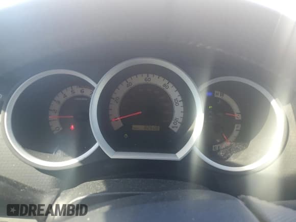 ✅ 2015 Toyota Tacoma • VIN: 5TFJX4CN7FX057097 • Lot: 85570365. Wystawiony na Copart z przebiegiem 82 608 mil. Bezpłatny archiwum sprzedaży aukcyjnych z USA i szczegółowy raport historii pojazdu na DreamBid. Zdjęcie 9.