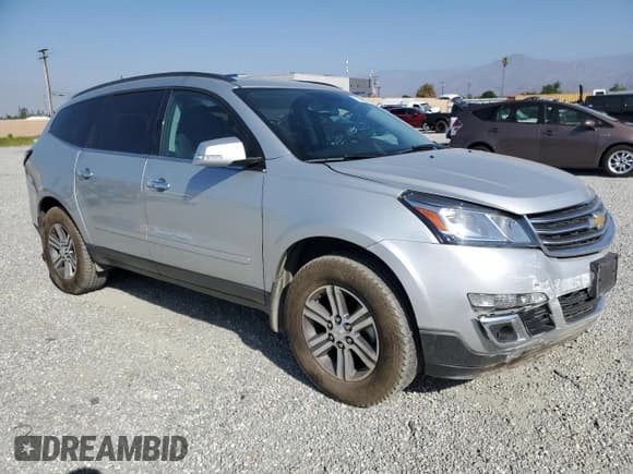 ✅ 2016 Chevrolet Traverse LT • VIN: 1GNKRGKD7GJ347828 • Lot: 71886504. Wystawiony na Copart z przebiegiem 103 237 mil. Bezpłatny archiwum sprzedaży aukcyjnych z USA i szczegółowy raport historii pojazdu na DreamBid. Zdjęcie 4.