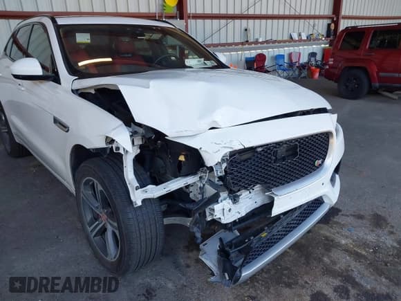 ✅ 2019 Jaguar F-Pace S • VIN: SADCM2FV5KA393656 • Lot: 43147773. Listed on IAAI with 74,076 mi. Free auction sales archive from the USA and detailed vehicle history report at DreamBid. Image 6.