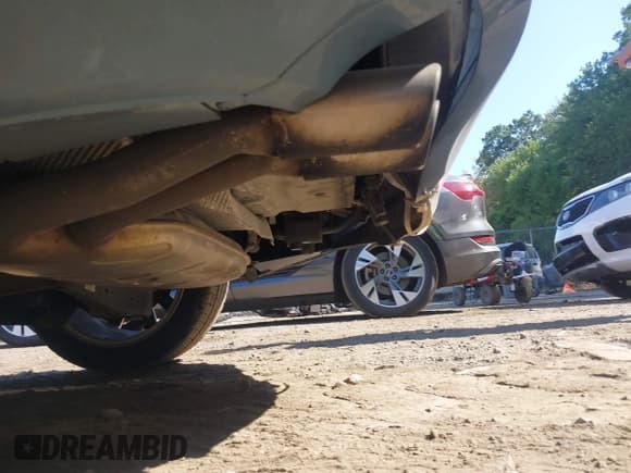 ✅ 2010 Volkswagen Eos • VIN: WVWAA7AH1AV018218 • Лот: 43142624. Опубликован ранее на IAAI с пробегом 264 512 миль. Бесплатный доступ к архиву аукционных продаж из США и подробный отчёт об истории автомобиля на DreamBid. Изображение 14.