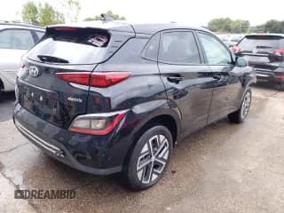 ✅ 2023 Hyundai Kona SEL • VIN: KM8K33AGXPU188991 • Лот: 66812463. Опубликован ранее на Copart с пробегом 3 752 миль. Бесплатный доступ к архиву аукционных продаж из США и подробный отчёт об истории автомобиля на DreamBid. Изображение 3.