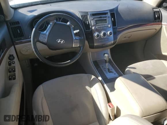 2012 Hyundai Veracruz Limited с VIN KM8NUDCC3CU180168, выставлен на аукционе Copart как лот 89268295 с пробегом 155 853 миль миль и Списание • Salvage title. История ставок и продаж доступна на DreamBid. Изображение 8.