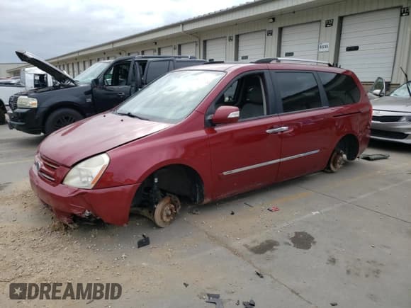 ✅ 2011 Kia Sedona EX • VIN: KNDMH4C79B6381597 • Lot: 69548665. Wystawiony na Copart z przebiegiem 261 471 mil. Bezpłatny archiwum sprzedaży aukcyjnych z USA i szczegółowy raport historii pojazdu na DreamBid. Zdjęcie 1.