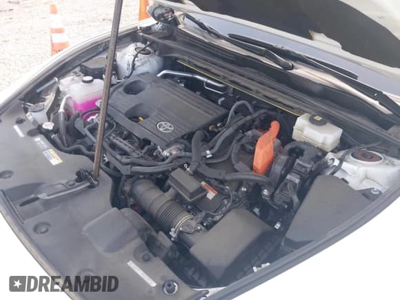 ✅ 2024 Toyota Crown XLE • VIN: JTDAAAAF7R3028433 • Lot: 42533234. Wystawiony na IAAI z przebiegiem 28 651 mil. Bezpłatny archiwum sprzedaży aukcyjnych z USA i szczegółowy raport historii pojazdu na DreamBid. Zdjęcie 10.