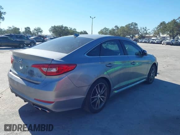 2017 Hyundai Sonata Sport with VIN 5NPE34AB6HH564061, listed as a IAAI auction lot 40916848 with 77,668 mi miles and . Bid and sale history available at DreamBid. Image 4.