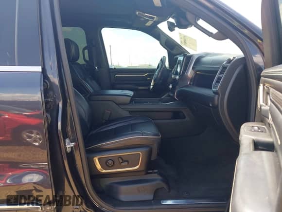 2019 Ram 1500 Limited z VIN 1C6SRFHT6KN921748, wystawiony jako IAAI lot #43169003 z przebiegiem 91 262 mil mil oraz . Historia ofert i sprzedaży dostępna na DreamBid. Obrazek 5.