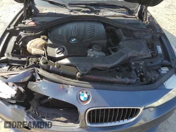 ✅ 2014 BMW 4 Series 435i xDrive • VIN: WBA3R5C58EK188217 • Lot: 82694685. Wystawiony na Copart z przebiegiem 105 974 mil. Bezpłatny archiwum sprzedaży aukcyjnych z USA i szczegółowy raport historii pojazdu na DreamBid. Zdjęcie 11.