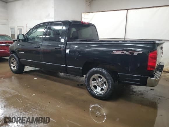 ✅ 2008 Dodge 1500 ST • VIN: 1D7HA18K18J117268 • Лот: 72691594. Опубликован ранее на Copart с пробегом 180 945 миль. Бесплатный доступ к архиву аукционных продаж из США и подробный отчёт об истории автомобиля на DreamBid. Изображение 2.