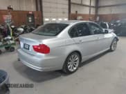 ✅ 2011 BMW 3 Series 328i xDrive • VIN: WBAPK5C50BA658263 • Lot: 43202514. Wystawiony na IAAI z przebiegiem 86 905 mil. Bezpłatny archiwum sprzedaży aukcyjnych z USA i szczegółowy raport historii pojazdu na DreamBid. Zdjęcie 4.