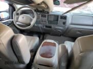 ✅ 2002 Ford Excursion Limited • VIN: 1FMNU42F22ED63582 • Лот: 87511635. Опубликован ранее на Copart с пробегом 384 594 миль. Бесплатный доступ к архиву аукционных продаж из США и подробный отчёт об истории автомобиля на DreamBid. Изображение 8.