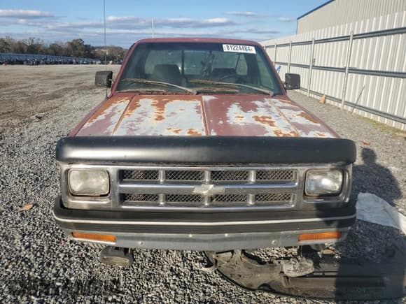 ✅ 1993 Chevrolet S-10 X96 • VIN: 1GCCS14Z3P0149258 • Lot: 81224484. Wystawiony na Copart z przebiegiem 210 504 mil. Bezpłatny archiwum sprzedaży aukcyjnych z USA i szczegółowy raport historii pojazdu na DreamBid. Zdjęcie 5.